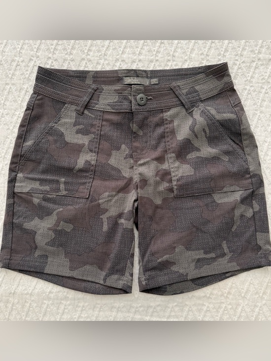 Prana Pants - PrAna Olivia Hiking Outdoor Short Women’s 6.5” inseam Size 2 Gray Gravel Camo